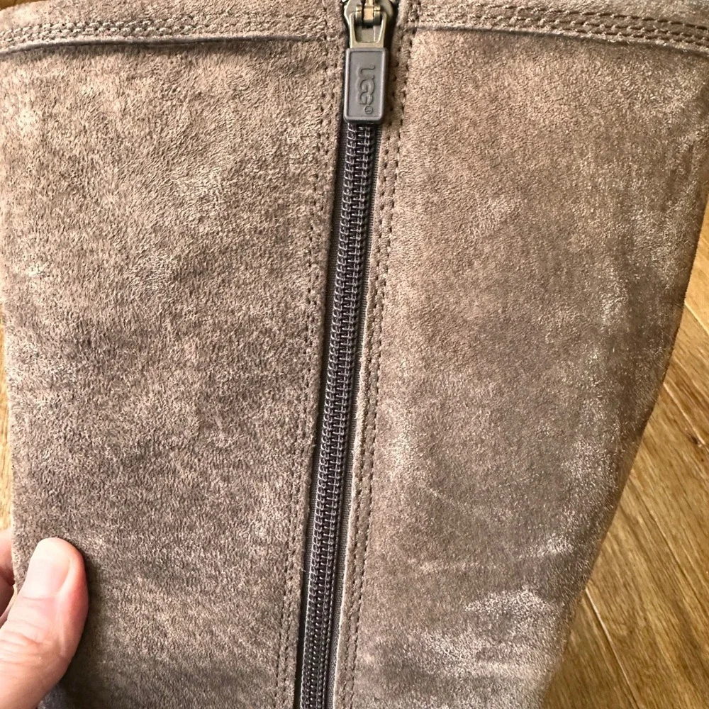 UGG Sumner Boots Womens Size 8 Suede Shearling Mid Calf Zipper Brown